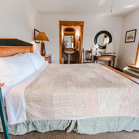 Roanoke Island Inn Manteo Pokoj fotografie